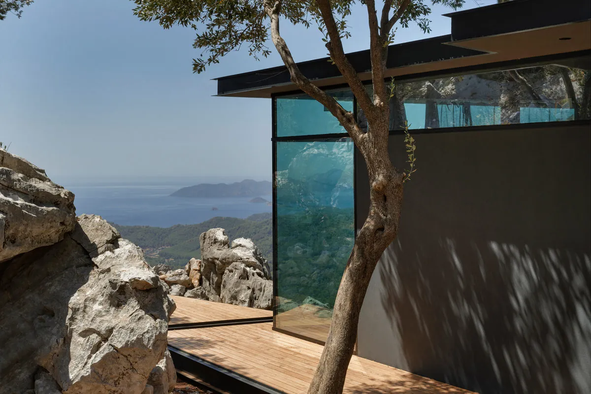 G-House, uygulama fotoğrafı
