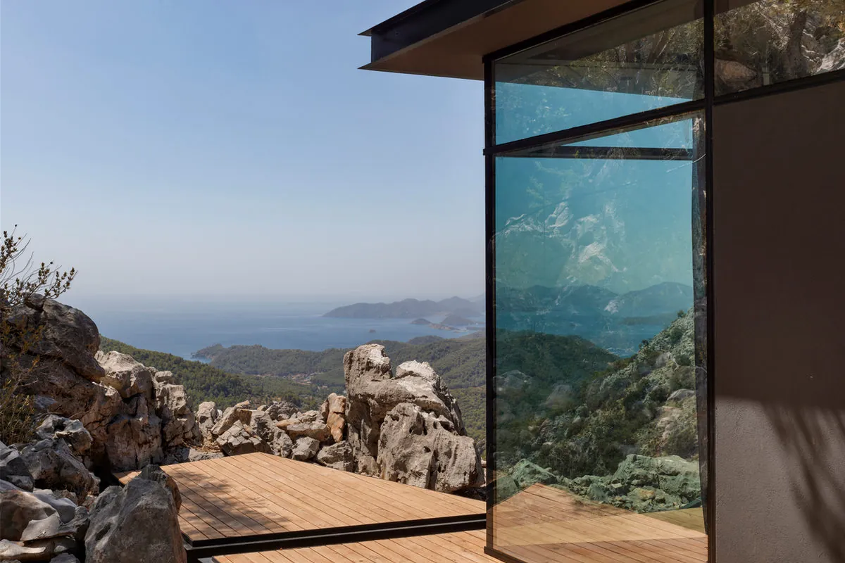 G-House, uygulama fotoğrafı