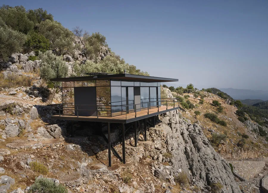 G-House