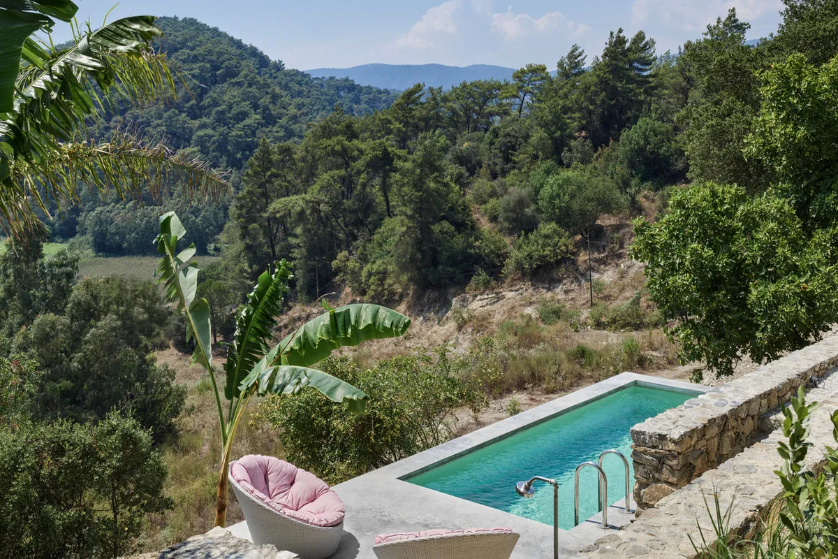 U Evi, uygulama fotoğrafı